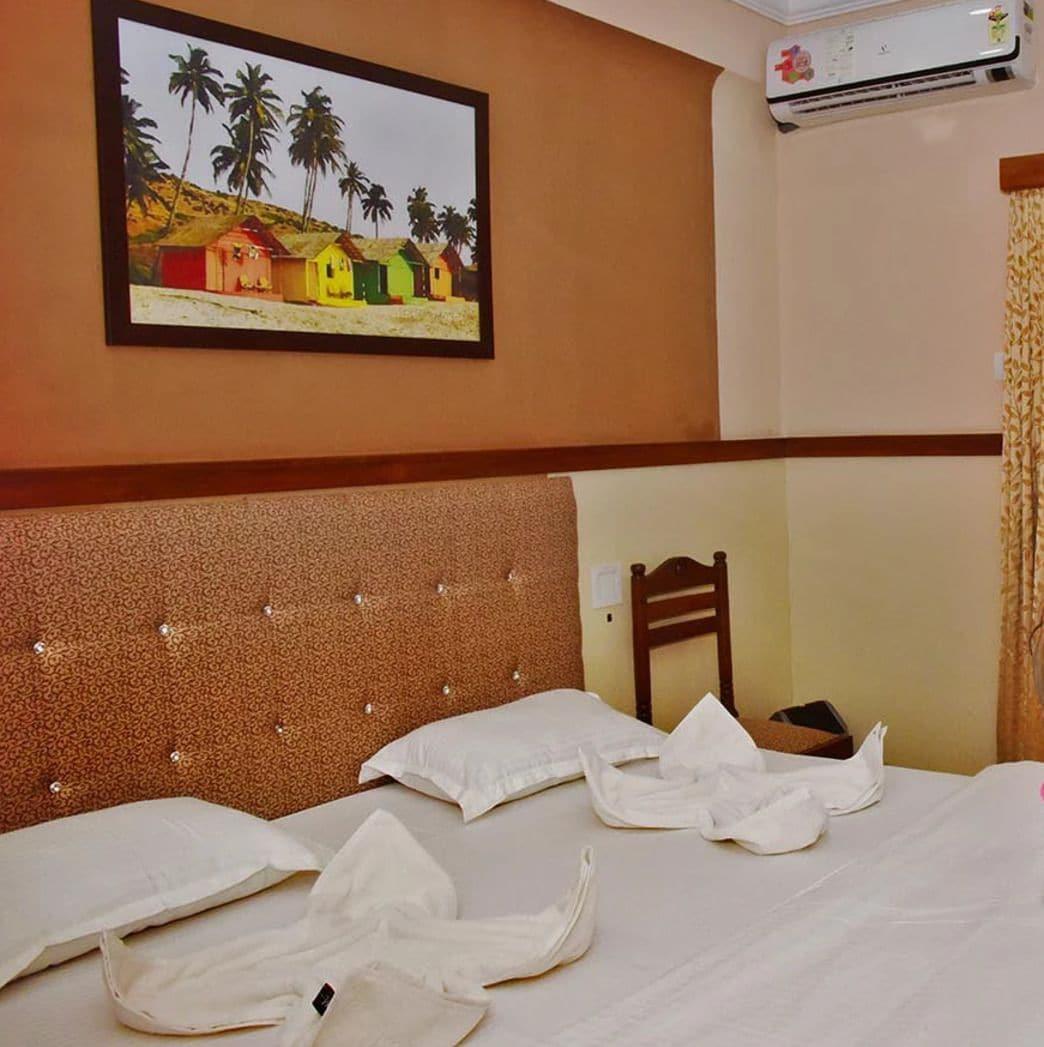 Summerville Beach Resort Candolim Exterior photo